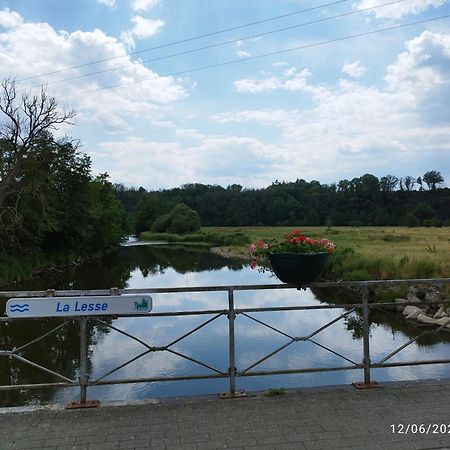Gite Rural 3 Epis "Aux Pieds Des Ar'Den" - Chambre 1 Isolee Et Chambre 2 Dans Hall De Nuit - 34 Rue Du Chateau A 5564 Wanlin - 4 Adultes Et 2 Enfants Houyet Esterno foto
