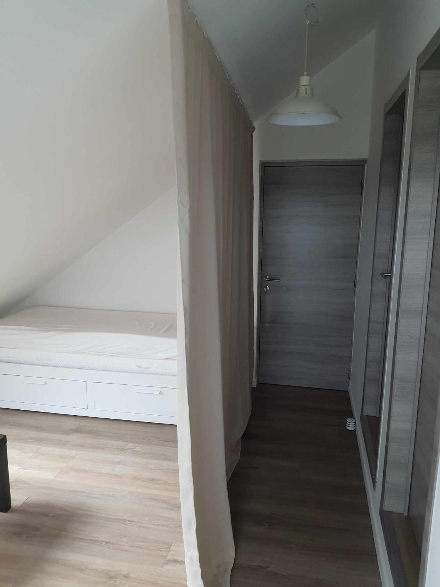 Gite Rural 3 Epis "Aux Pieds Des Ar'Den" - Chambre 1 Isolee Et Chambre 2 Dans Hall De Nuit - 34 Rue Du Chateau A 5564 Wanlin - 4 Adultes Et 2 Enfants Houyet Esterno foto